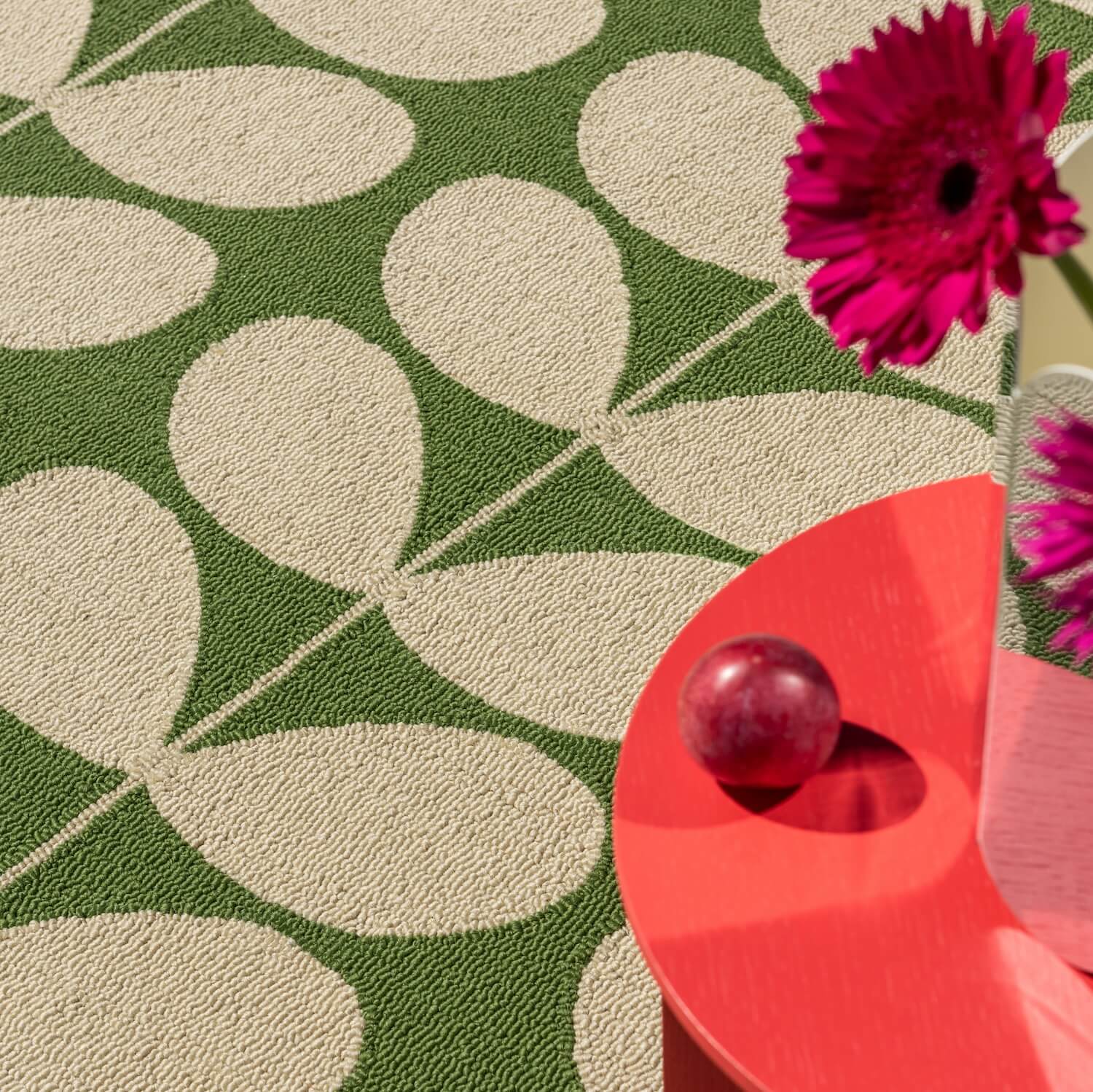 Basil Solid Stem Outdoor Rug - Image 3