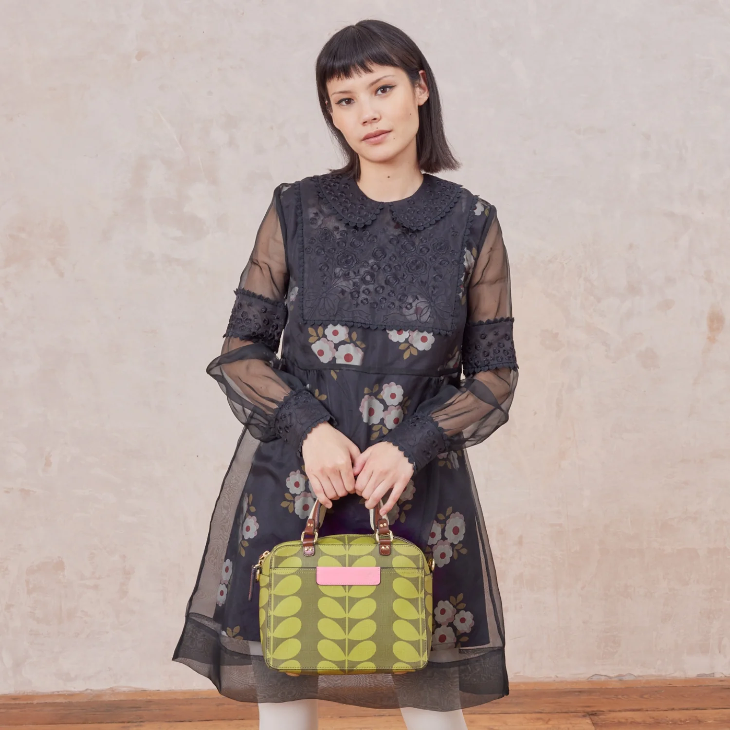 Block Medium Handbag - Solid Stem Olive - Image 2