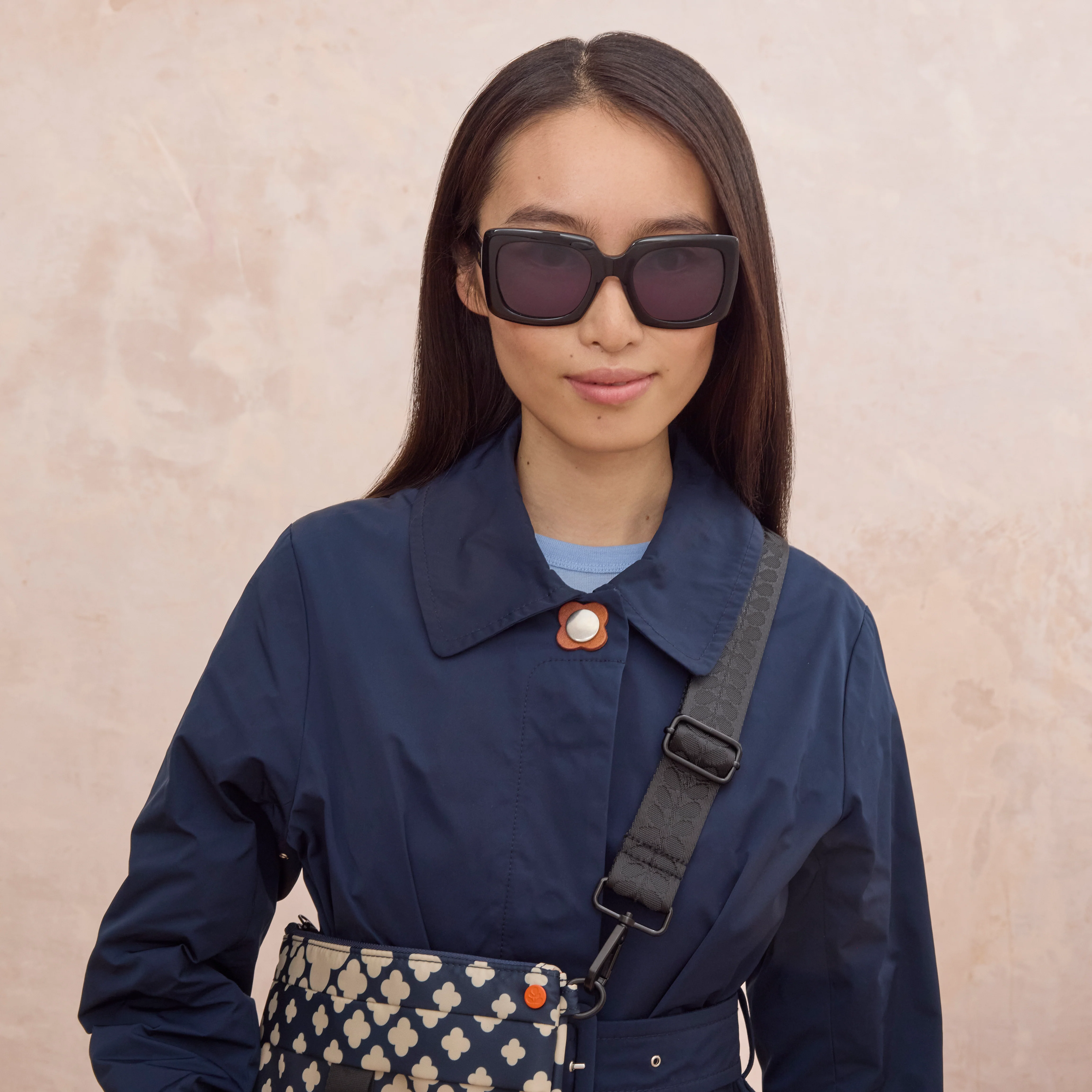 Calla Sunglasses - Black - Image 2