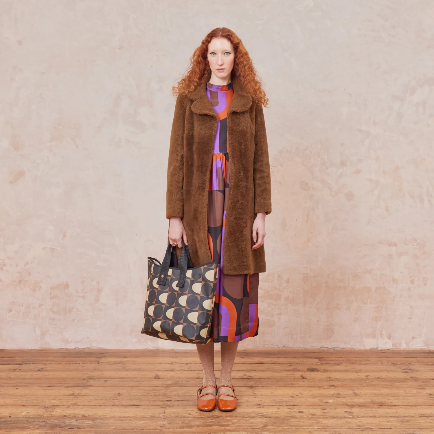 Carryall Large Tote Bag - Spot Square Mocha - Image 6