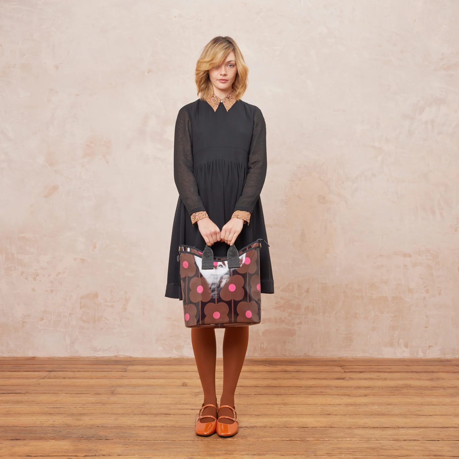 Carrygrab Bucket Bag - Abacus Conker - Image 2