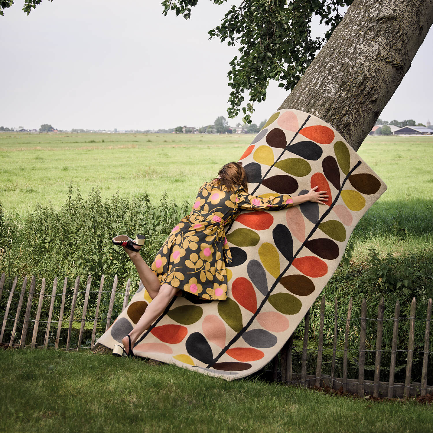 Classic Bright Multi Stem Rug - Image 3