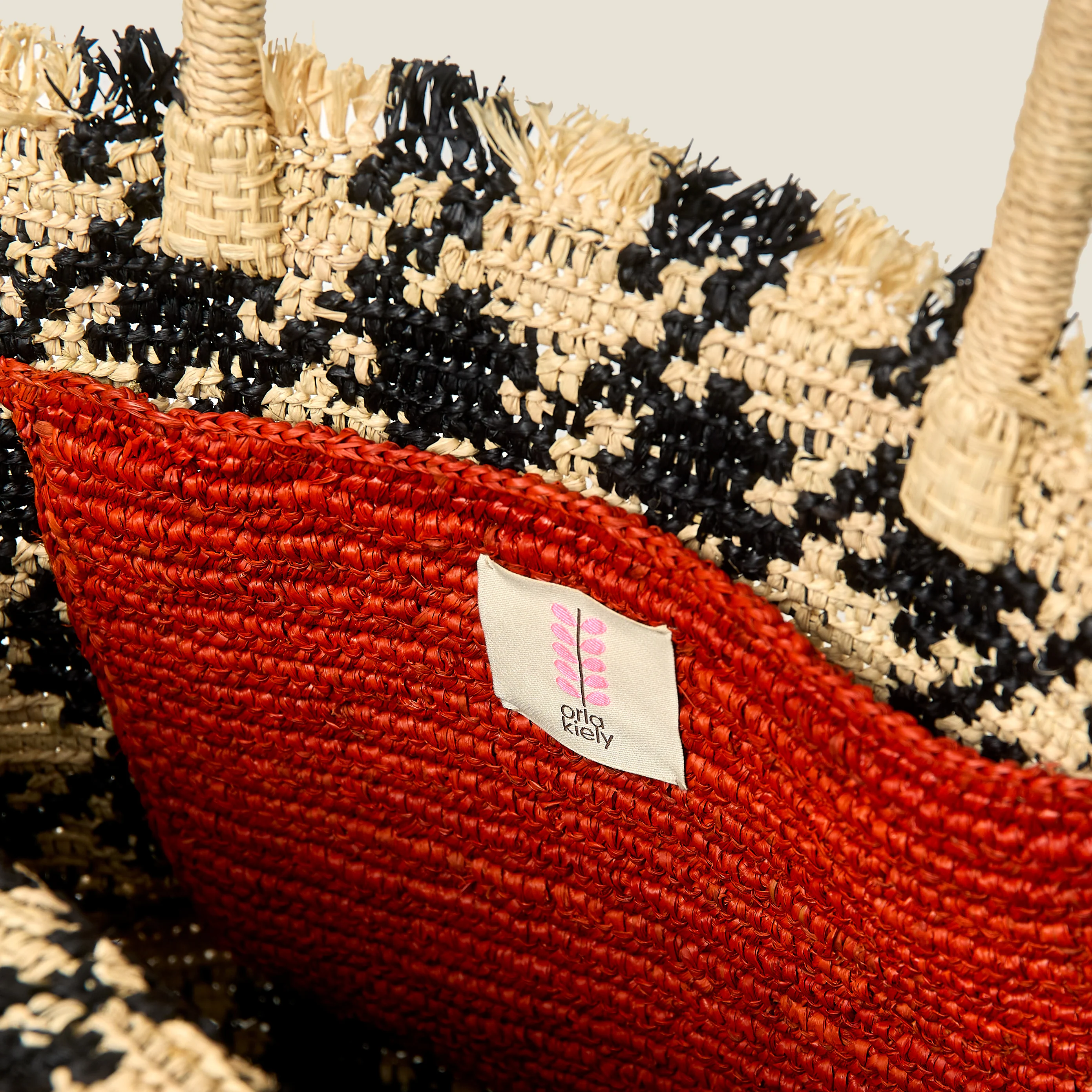 Crab and Houndstooth Raffia Tote Bag - Monochrome - Image 7