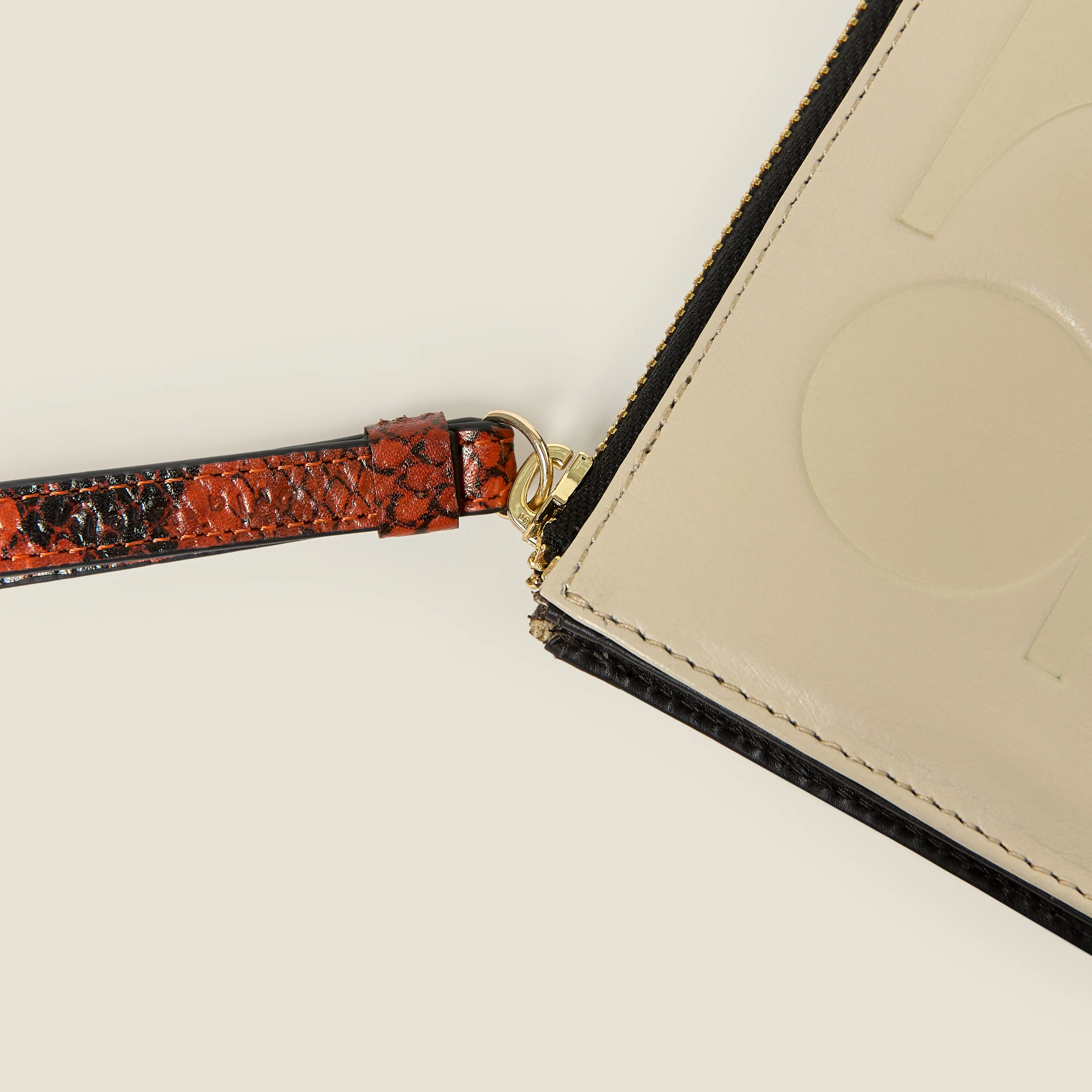 Flat Zip Leather Wallet - White Crème - Image 5