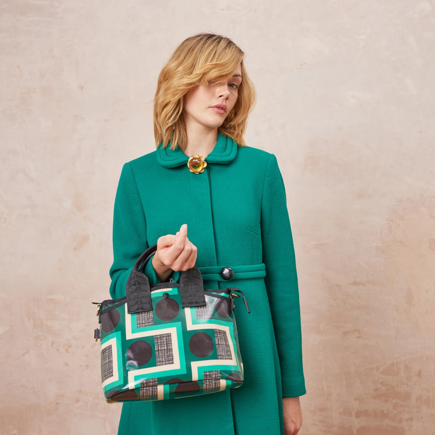 Hand Carry Handbag - Balcony Spot Emerald - Image 6