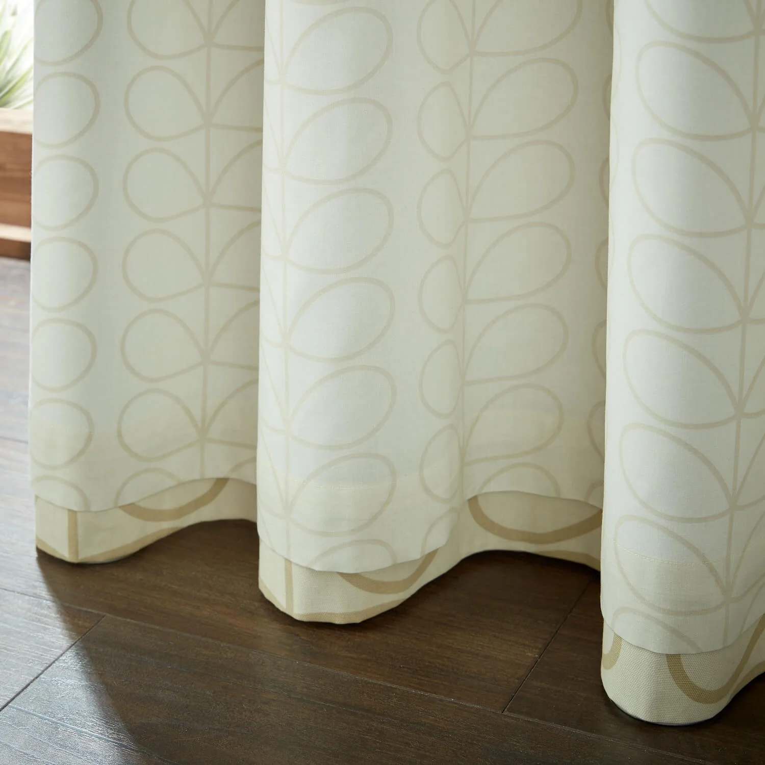 Linear Stem Lined Eyelet Curtains - Natural - Image 3