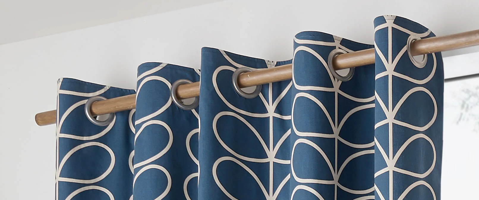 Linear Stem Lined Eyelet Curtains Whale - Image 3
