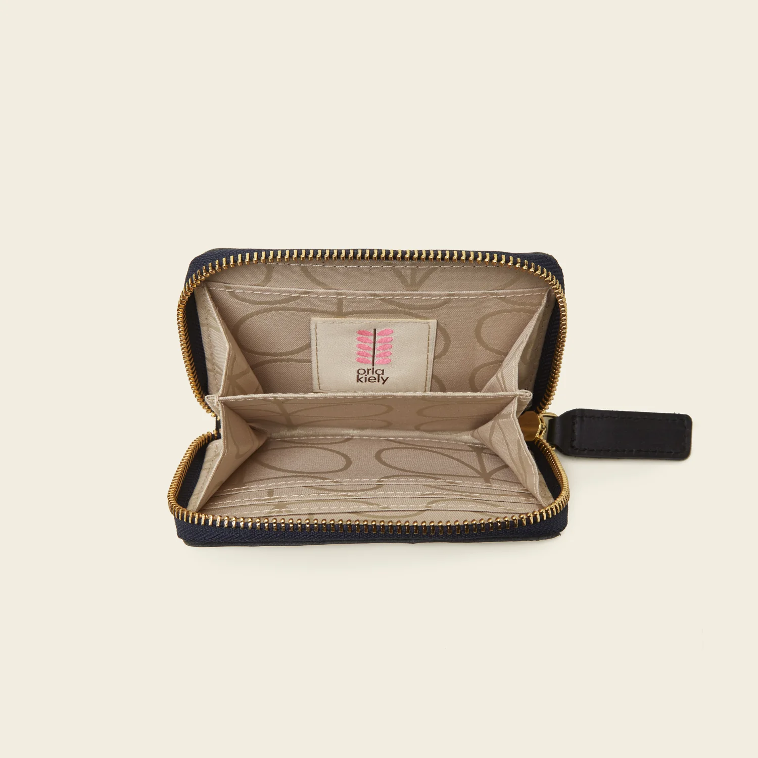 Remember Me Purse - Embossed Stem Black - Image 4