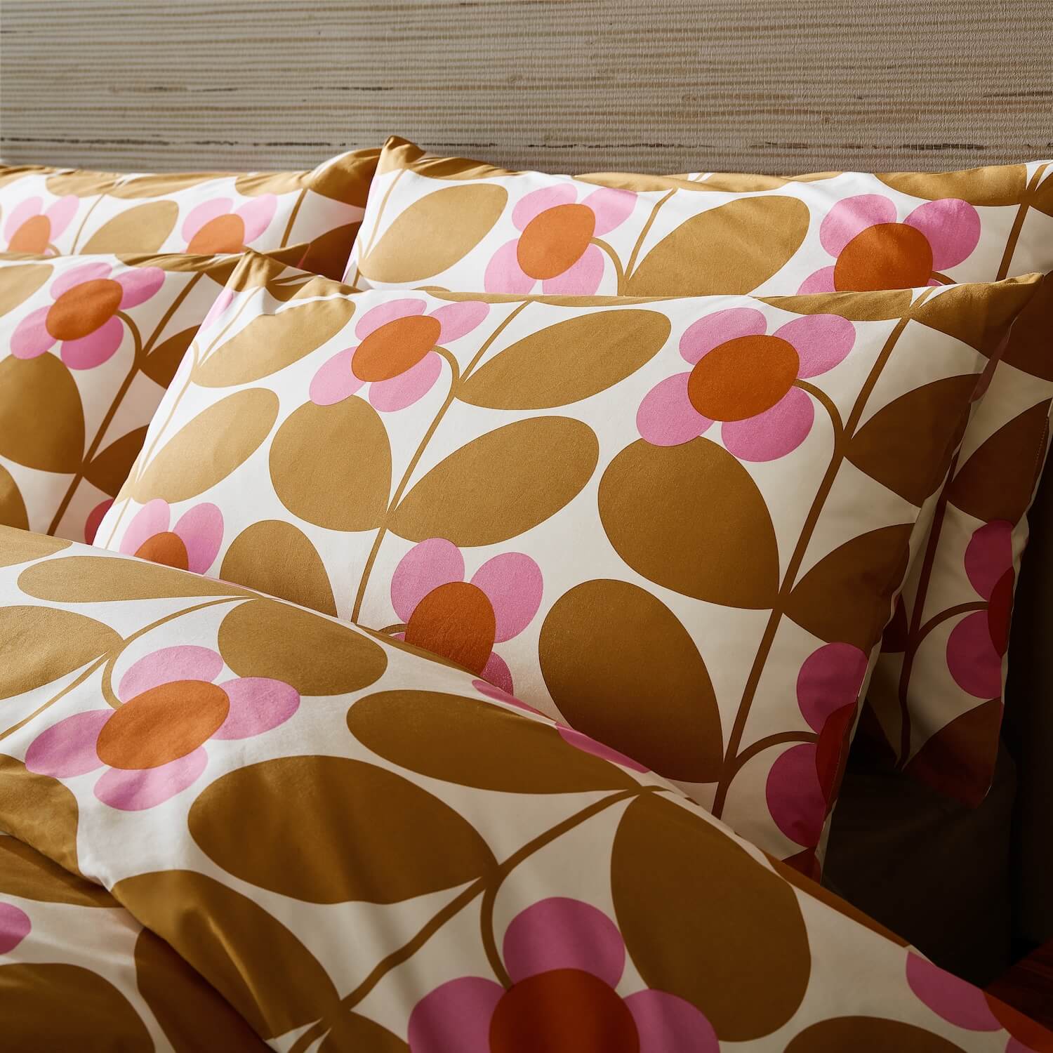 Stem Bloom Bed Linen Set - Saffron - Image 4