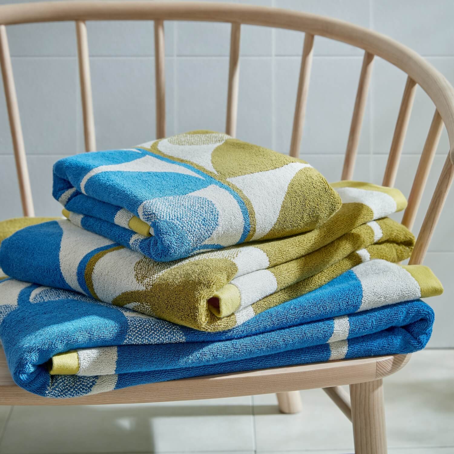 Stem Bloom Duo Towels - Blue and Fawn - Image 3