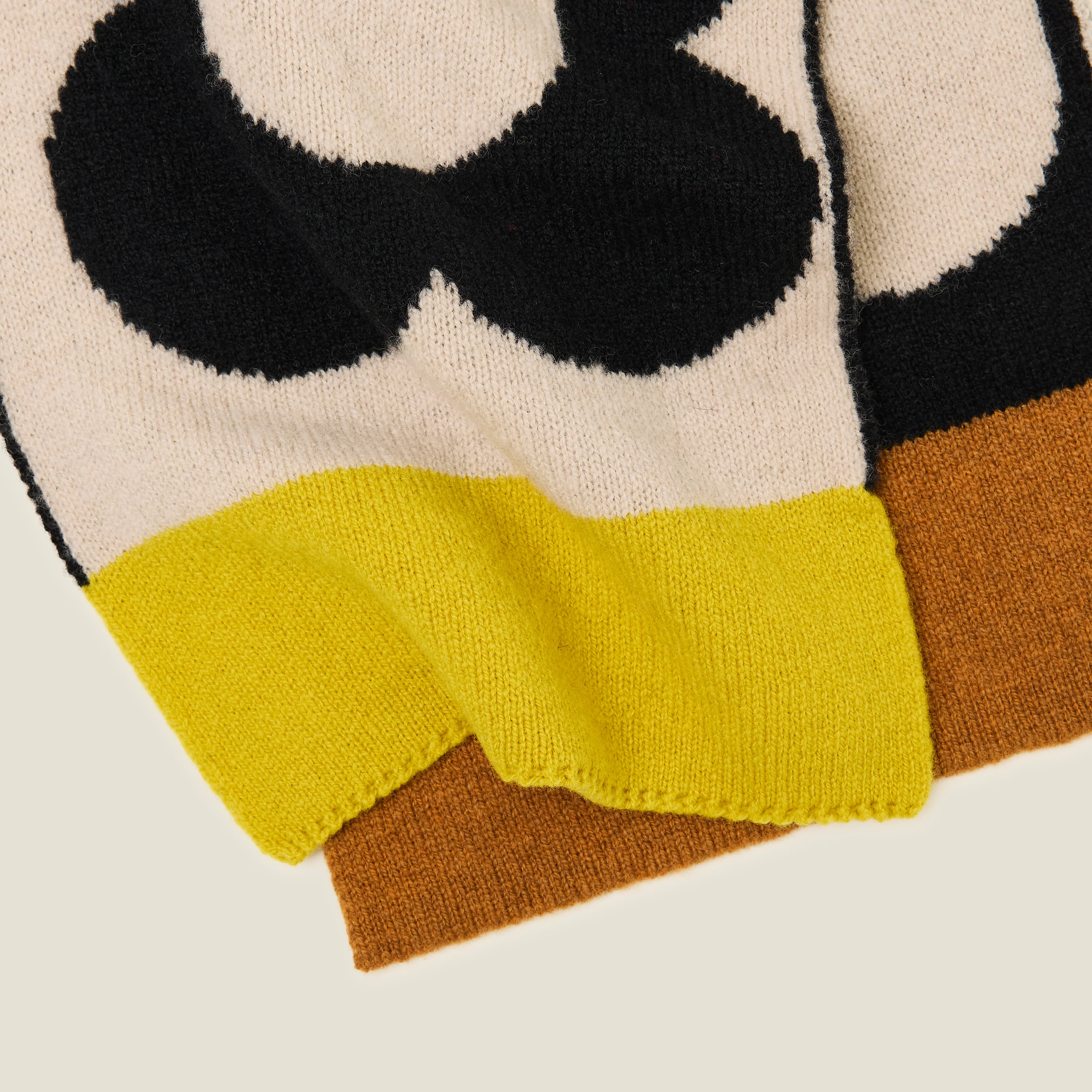 Stem Sprig Wool Scarf - Cream Black - Image 4