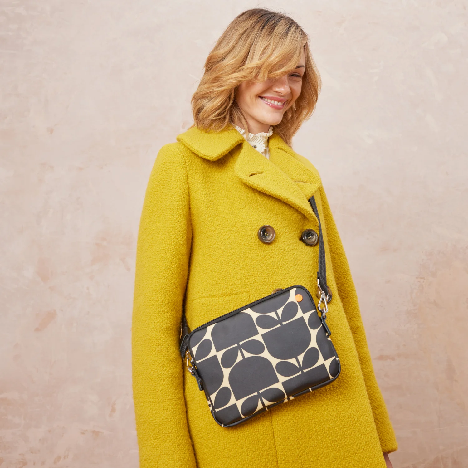 The Slim Crossbody - Block Flower Monochrome - Image 2
