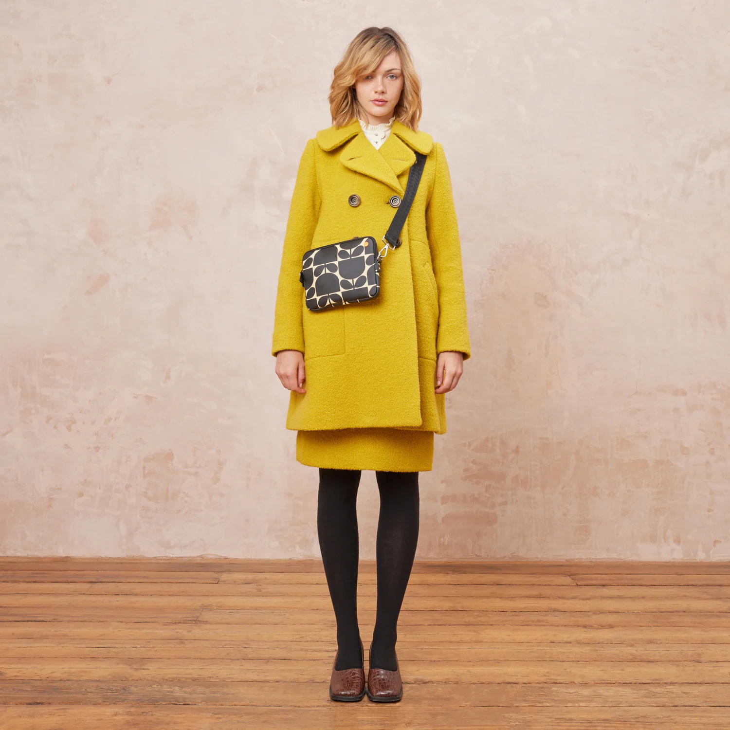 The Slim Crossbody - Block Flower Monochrome - Image 6